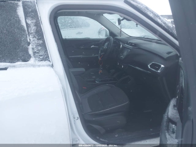2022 CHEVROLET TRAILBLAZER KL79MRSL0NB092291 Photo 4