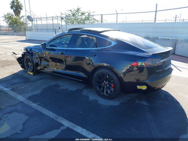 2018 TESLA MODEL S 5YJSA1E41JF257694 Photo 2