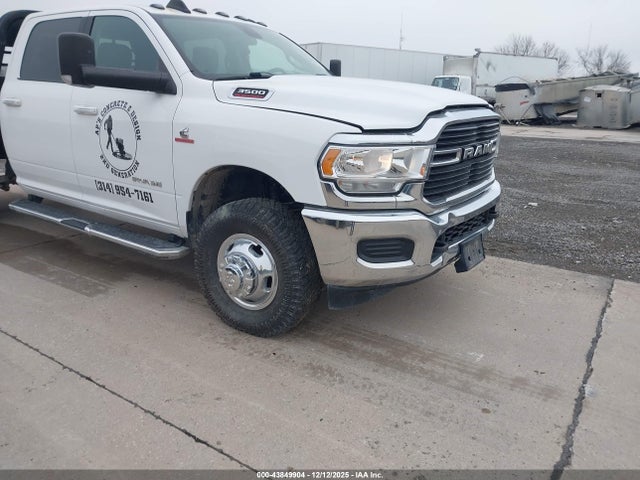 Продаж на аукціоні авто 2019 Ram 3500 Big Horn  4x4 8' Box, vin: 3C63RRHL4KG623875, номер лоту: 43849904
