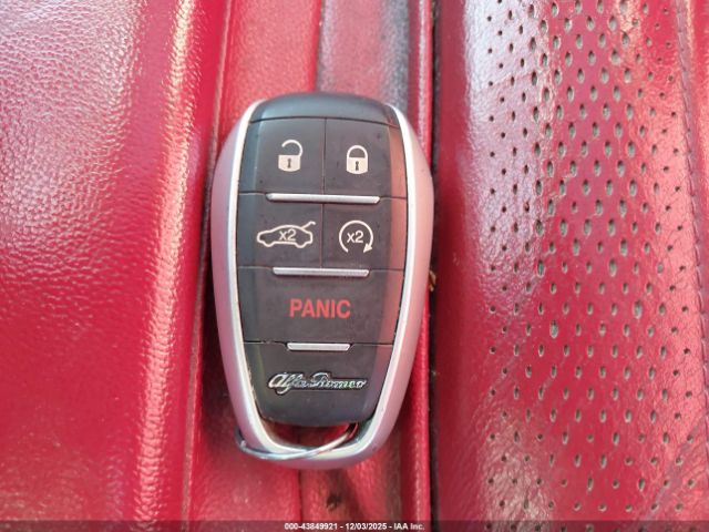 2019 ALFA ROMEO GIULIA ZARFANBNXK7614812 Photo 10