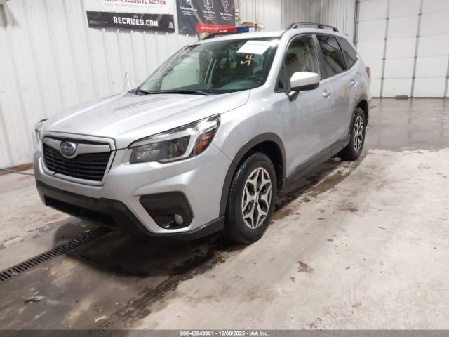 2021 SUBARU FORESTER JF2SKAJCXMH408953 Photo 1