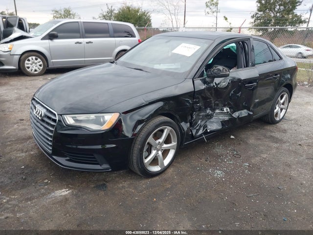 2015 AUDI A3 WAUACGFFXF1126348 Photo 1