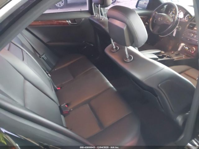 2011 MERCEDES-BENZ C 300 WDDGF8BB0BR146607 Photo 7