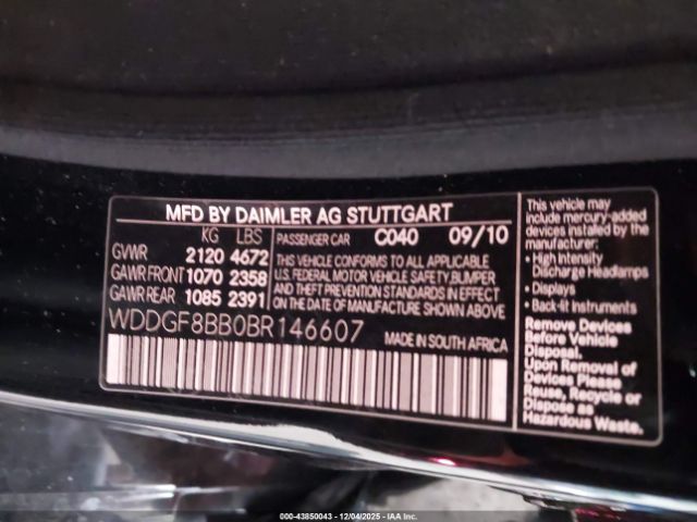 2011 MERCEDES-BENZ C 300 WDDGF8BB0BR146607 Photo 8