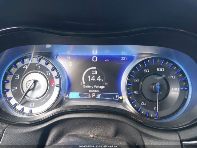 2022 CHRYSLER 300 2C3CCABG0NH167714 Photo 6