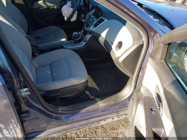 2014 CHEVROLET CRUZE 1G1PC5SB6E7167228 Photo 4