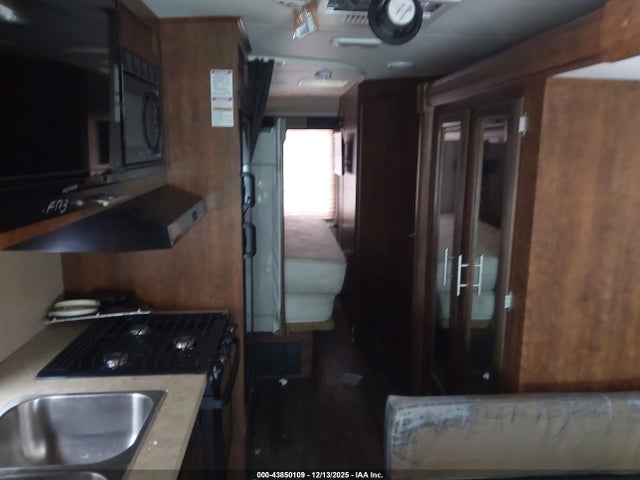 Продаж на аукціоні авто 2014 Ford F53, vin: 1F64F5DY0E0A14987, номер лоту: 43850109