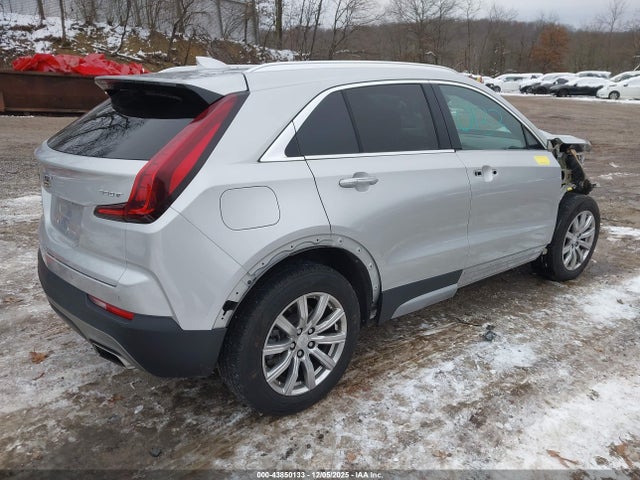 2022 CADILLAC XT4 1GYFZDR46NF101135 Photo 3