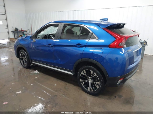 2018 MITSUBISHI ECLIPSE CROSS JA4AT5AA9JZ064237 Photo 2