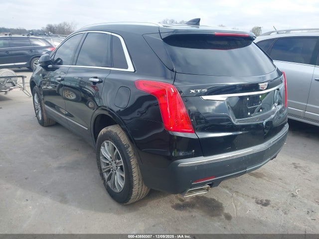 2017 CADILLAC XT5 1GYKNBRS3HZ292285 Photo 2