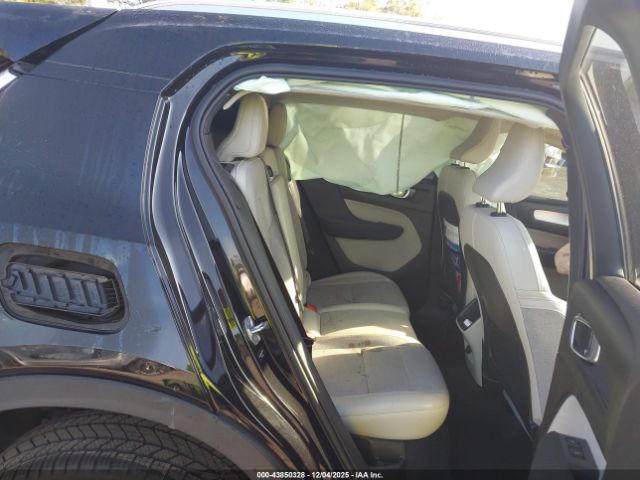 2020 VOLVO XC40 YV4AC2HKXL2245391 Photo 7