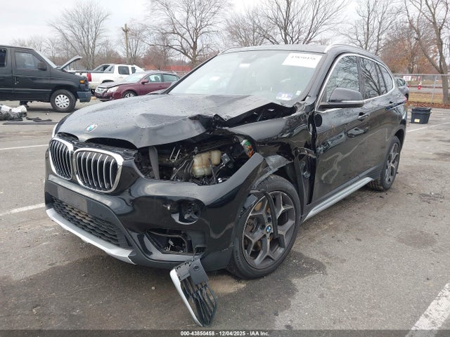 2019 BMW X1 WBXHT3C52K5L37748 Photo 5