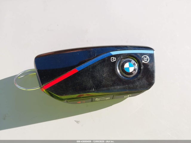 BMW IX M60 2023 WB533CF0XPCM75947 Image 11