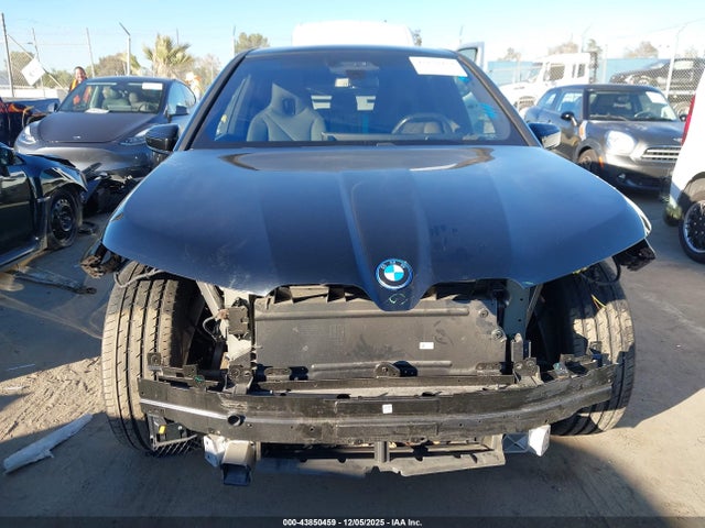 BMW IX M60 2023 WB533CF0XPCM75947 Image 13