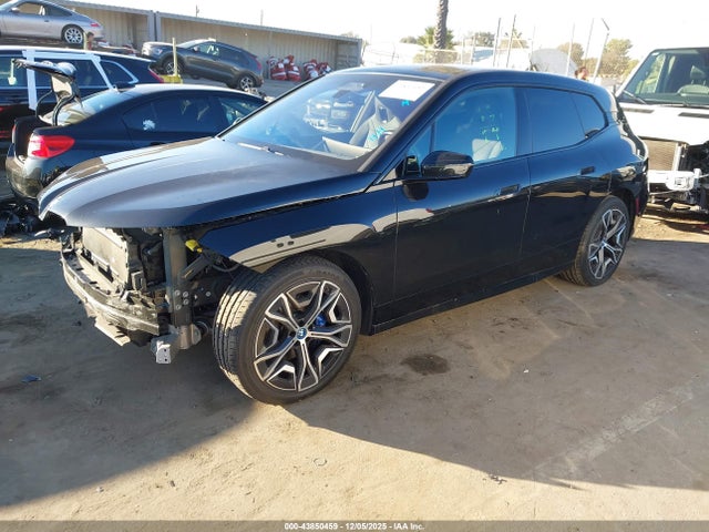 BMW IX M60 2023 WB533CF0XPCM75947 Image 2