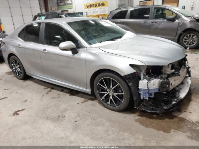 2022 TOYOTA CAMRY 4T1G11BK0NU059545
