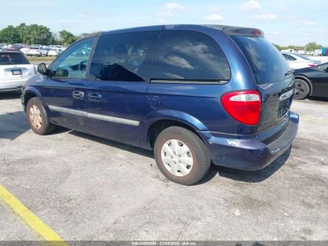 2006 CHRYSLER TOWN & COUNTRY 1A4GP45R46B561642 Photo 2