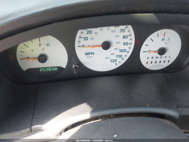 2006 CHRYSLER TOWN & COUNTRY 1A4GP45R46B561642 Photo 6