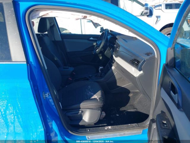 2022 VOLKSWAGEN TAOS 3VVYX7B20NM077091 Photo 4