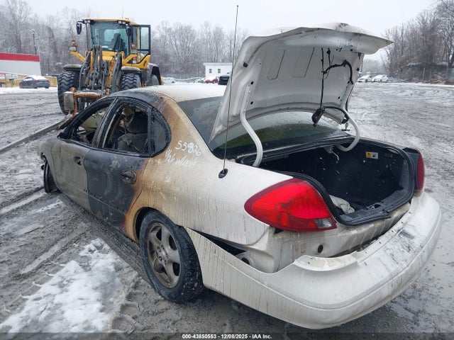 2003 FORD TAURUS 1FAFP55U73A262388 Photo 2