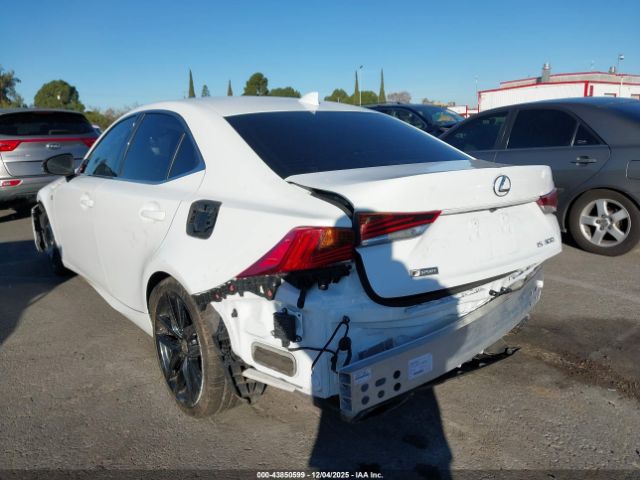 2020 LEXUS IS 300 JTHGA1D26L5106102 Photo 2