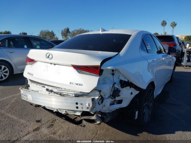 2020 LEXUS IS 300 JTHGA1D26L5106102 Photo 3