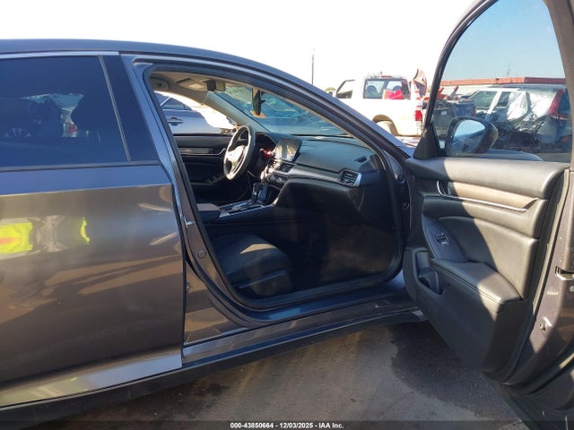 1HGCV1F12KA105609 Honda ACCORD LX