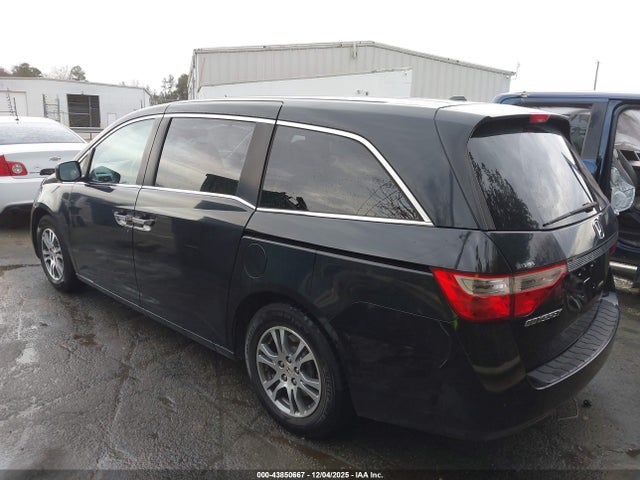 2013 HONDA ODYSSEY 5FNRL5H62DB002490 Photo 2