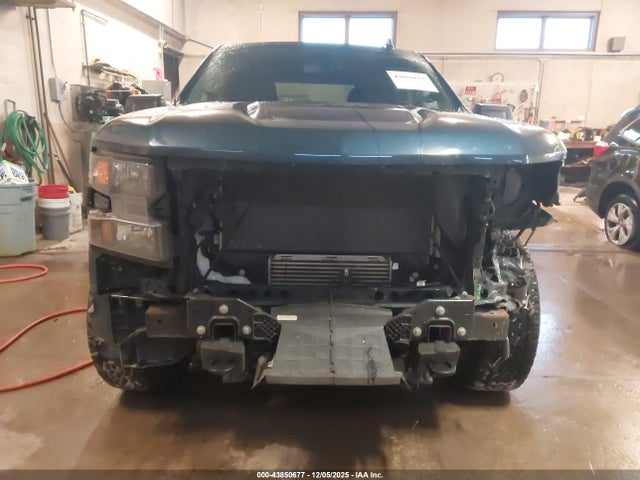 Продажа на аукционе авто 2021 Chevrolet Silverado 1500 4wd  Short Bed Custom, vin: 1GCPYBEK3MZ294623, номер лота: 43850677