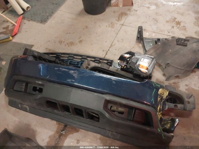 Продажа на аукционе авто 2021 Chevrolet Silverado 1500 4wd  Short Bed Custom, vin: 1GCPYBEK3MZ294623, номер лота: 43850677