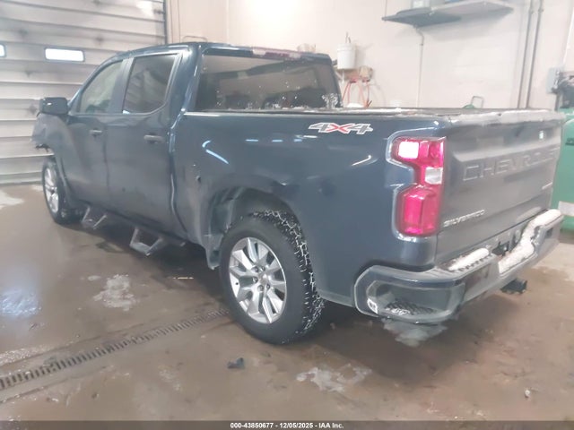 Продажа на аукционе авто 2021 Chevrolet Silverado 1500 4wd  Short Bed Custom, vin: 1GCPYBEK3MZ294623, номер лота: 43850677