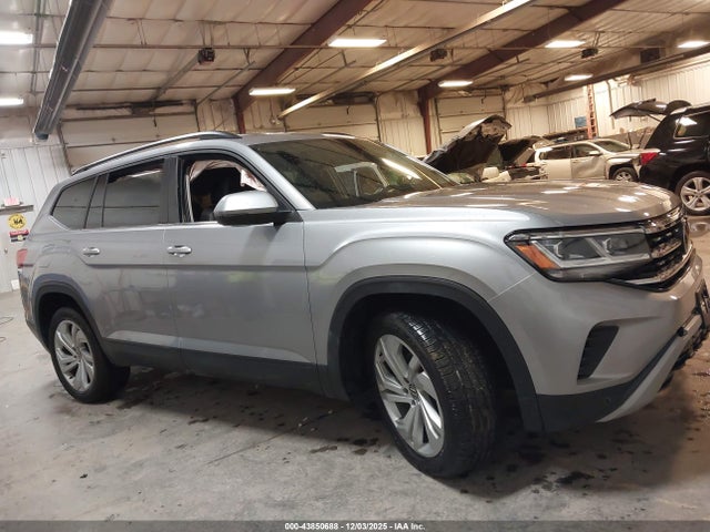 43850688 :رقم المزاد ، 1V2HR2CA8NC556103 vin ، 2022 Volkswagen Atlas 3.6l V6 Se W/technology مزاد بيع