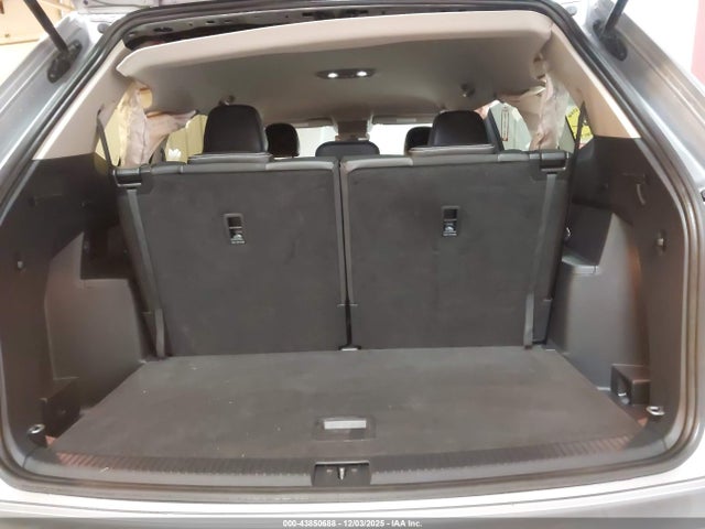 43850688 :رقم المزاد ، 1V2HR2CA8NC556103 vin ، 2022 Volkswagen Atlas 3.6l V6 Se W/technology مزاد بيع