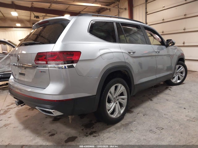 2022 VOLKSWAGEN ATLAS 1V2HR2CA8NC556103 Photo 3
