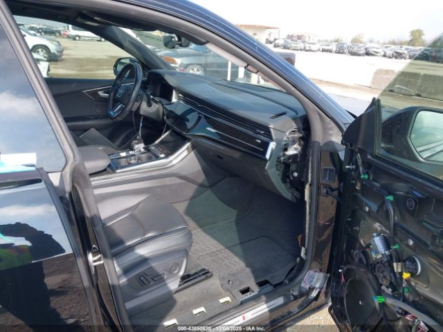 2022 AUDI Q8 WA1FVBF19ND021432 Photo 4
