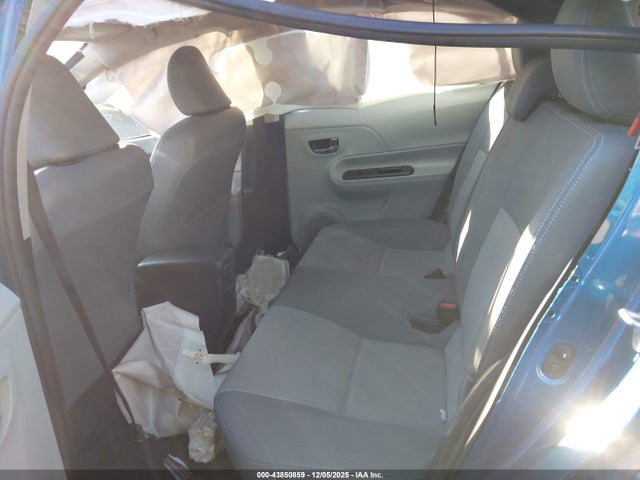 JTDKDTB37E1559410 Toyota Prius C Four