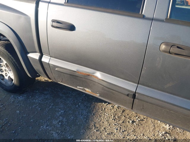 2007 DODGE DAKOTA 1D7HW48K77S141442 Photo 5