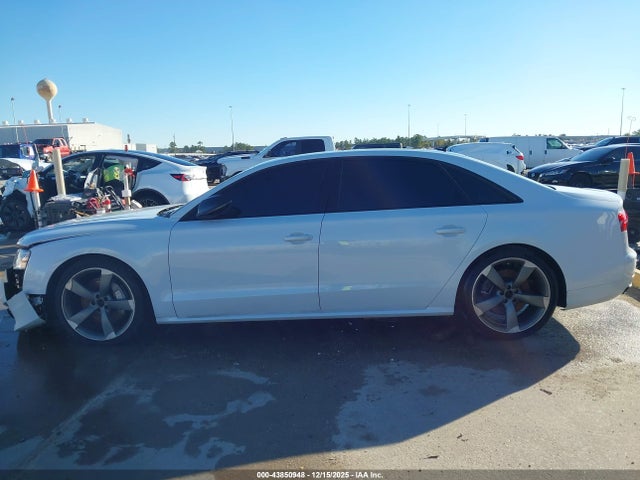 Продаж на аукціоні авто 2018 Audi A8 L 4.0t Sport, vin: WAU43AFD2JN000303, номер лоту: 43850948
