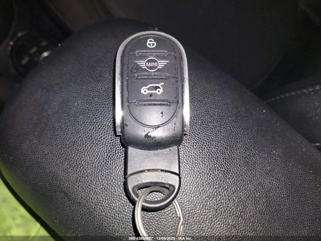 2018 MINI HARDTOP WMWXP5C58J2G62378 Photo 10