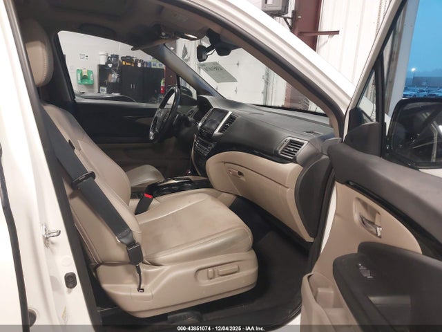 5FNYF6H0XGB039098 Honda Pilot Elite