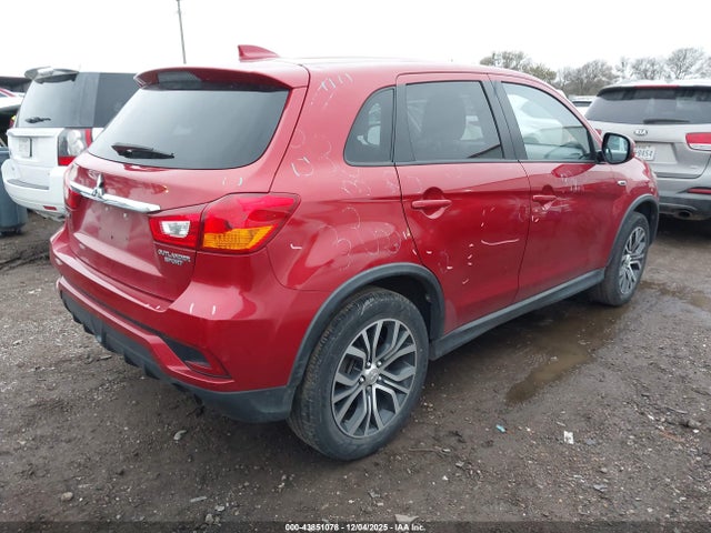 2018 MITSUBISHI OUTLANDER SPORT JA4AP3AU9JU021310 Photo 3