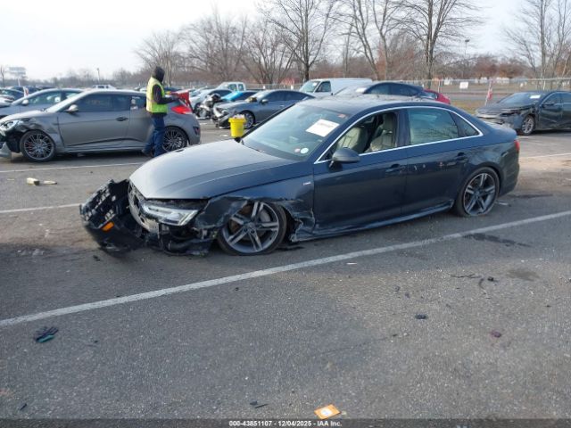 2018 AUDI A4 WAUENAF43JN016315 Photo 1