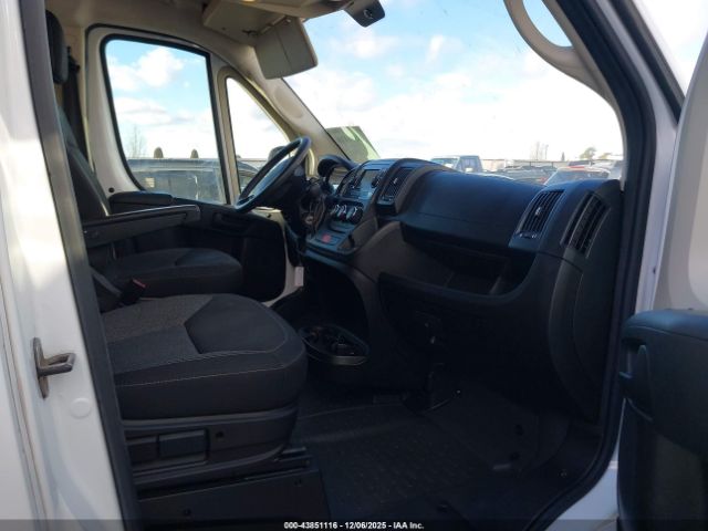 2018 RAM PROMASTER 2500 3C6TRVCG5JE136245 Photo 4