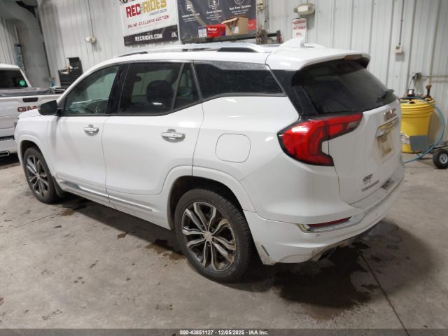2018 GMC TERRAIN 3GKALXEX0JL208849 Photo 2