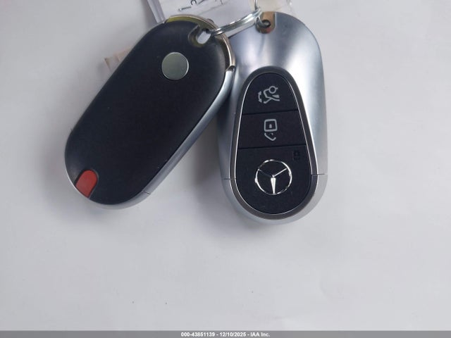 2025 MERCEDES-BENZ GLC 350E W1NKM5GB5SF247296 Photo 10