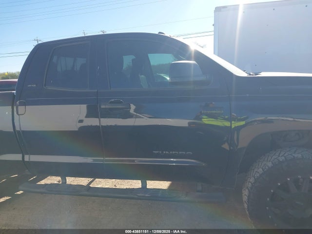 5TFUW5F12HX672352 Toyota Tundra Sr5 5.7l V8