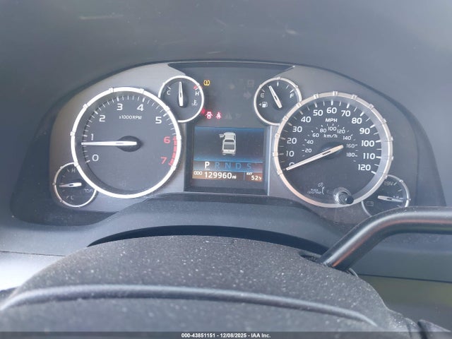 5TFUW5F12HX672352 Toyota Tundra Sr5 5.7l V8
