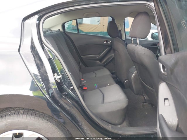 JM1BM1T71G1345232 Mazda Mazda3 I Sport