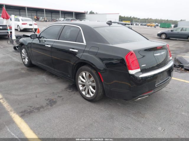 2019 CHRYSLER 300 2C3CCAKG0KH560396 Photo 2
