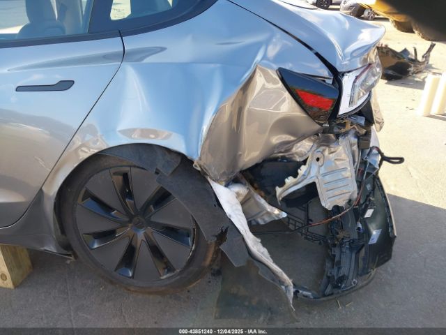 2025 TESLA MODEL 3 5YJ3E1EA1SF927146 Photo 5